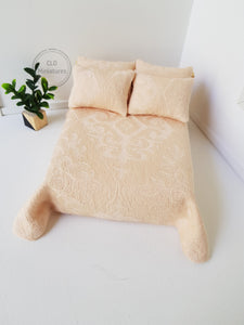 5 Pce Modern Pale Apricot Bedding Set