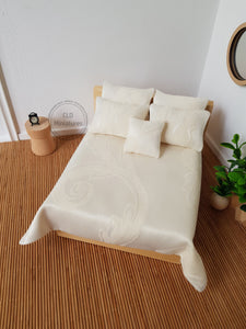 5 Piece Cream Swirl Bedding Set