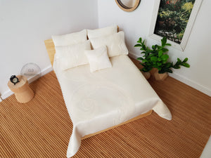 5 Piece Cream Swirl Bedding Set