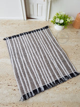 Load image into Gallery viewer, Cream Textured Stripe Rug