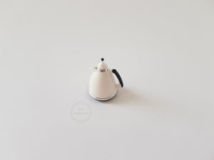 Off-White Kettle