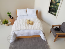 Load image into Gallery viewer, White Chenille Bed Runner