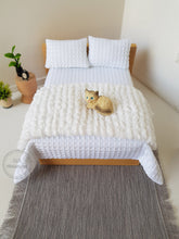 Load image into Gallery viewer, White Chenille Bed Runner