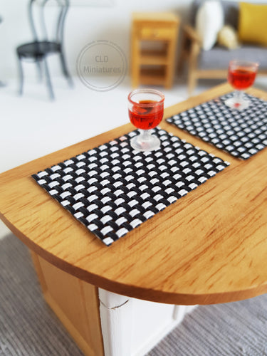 Set of 4 Black and White Placemats