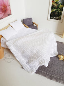 White Knitted Throw Blanket