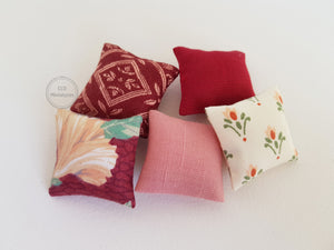 5 Pces Dusty Pink and Burgundy Floral Cushions