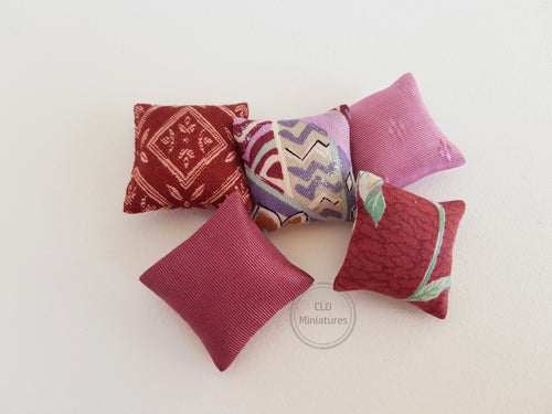 Set of 5 Mini Cushions in Burgundy