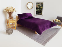 Load image into Gallery viewer, Purple Velvet 3 Piece Bed Cover Set