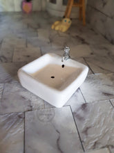 Load image into Gallery viewer, White Ceramic Square Basin