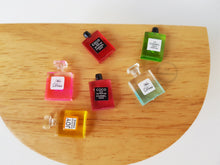 Load image into Gallery viewer, Set of 6 Perfume Bottles