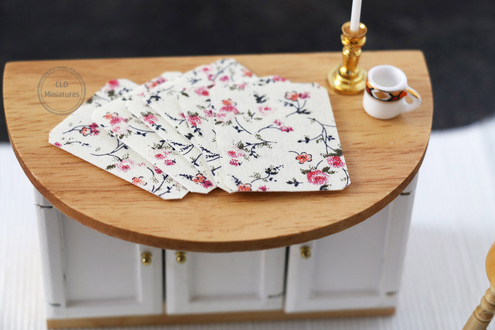 Set of 6 Pink and Cream Floral Placemats