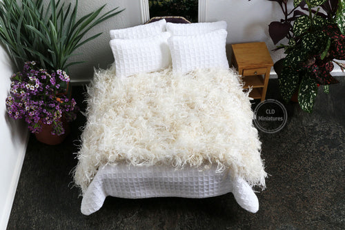 Fluffy Cream Knitted Blanket